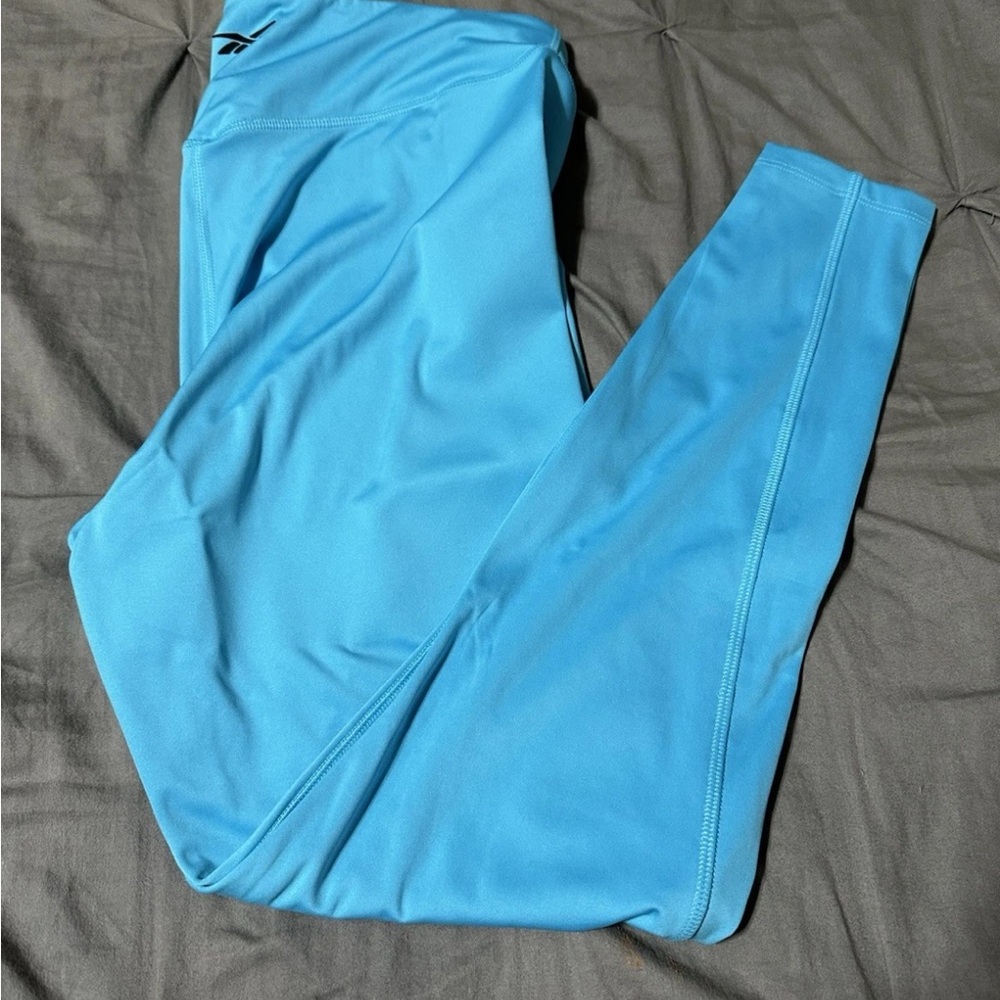 Reebok Lux Contour Tights in Light Blue